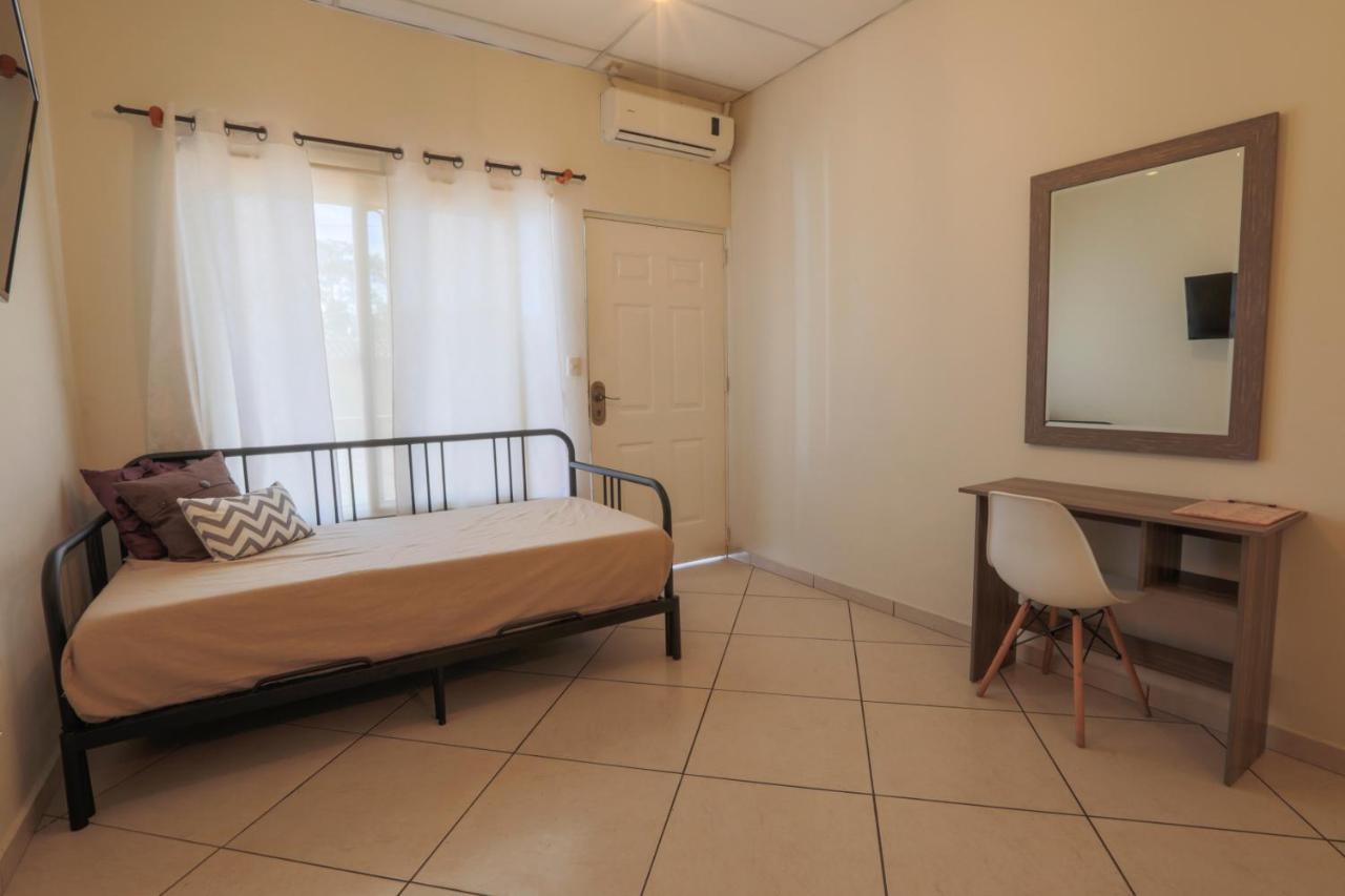 סאן סלבדור Hotel Boutique San Benito מראה חיצוני תמונה